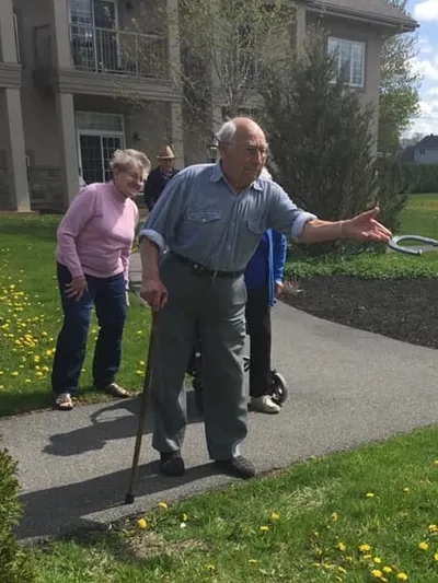 About - Recreation - Senior Tossing Horseshoe